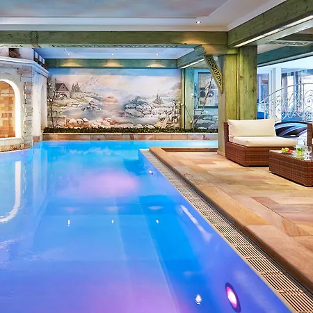 Relais&chateaux Spa-hotel Jagdhof מלון 5*