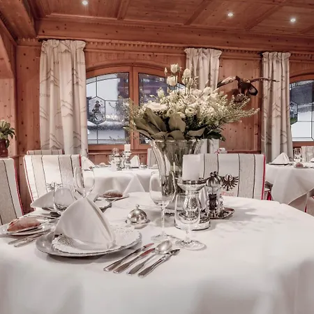 Relais&chateaux Spa-hotel Jagdhof Готель Нойштіфт-ім-Штубайталь